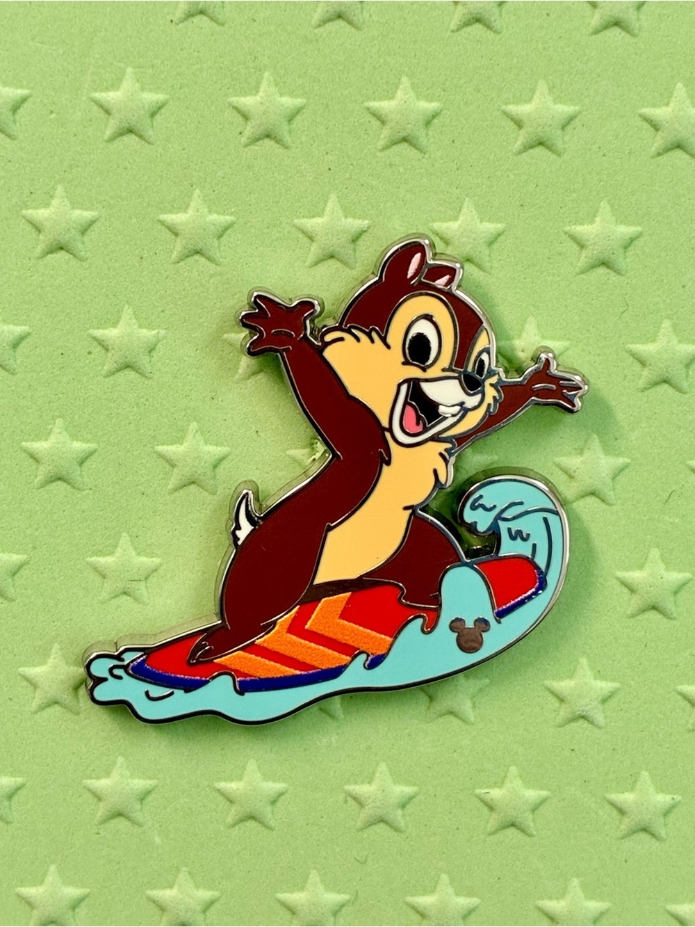 Walt Disney World 2026 Wave A summer Chip on a surf board Pin